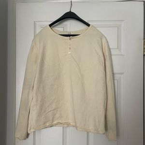Sweater like material pull over
